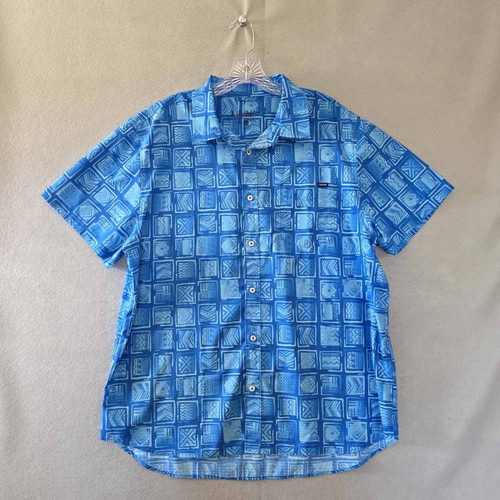 Chubbies Mens The Weekend Has Arrived Geometric Hawaiian Shirt Size XL